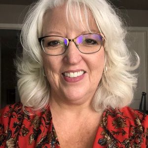 Meet your Posher, Heidi